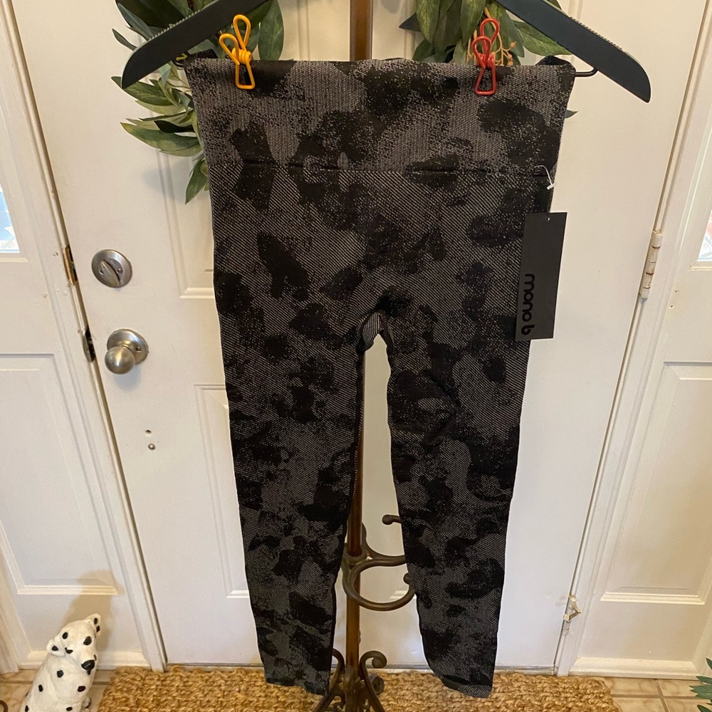 NWT Mono B Ribbed Textured Yoga Pants Leggings Workout  Wear S
